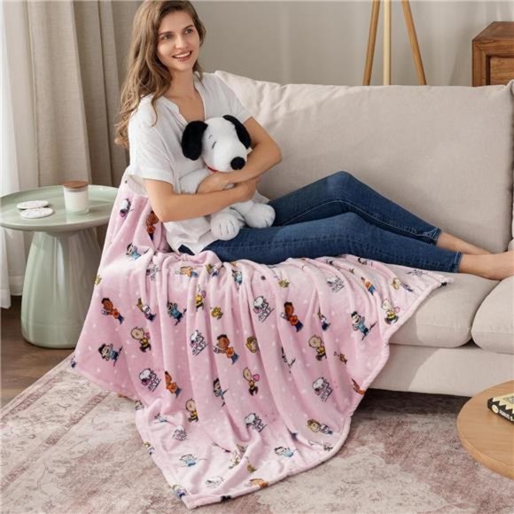 Blanket Peanuts Cute Character Snoopy Plush Throw Blanket, Pink 55x70 Inch - Picture 6 of 8